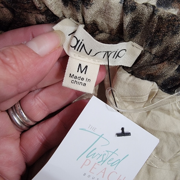 NEW Main Strip Turn up the Sass Skort Leopard ruffled Mini skirt Size M - Picture 13 of 16